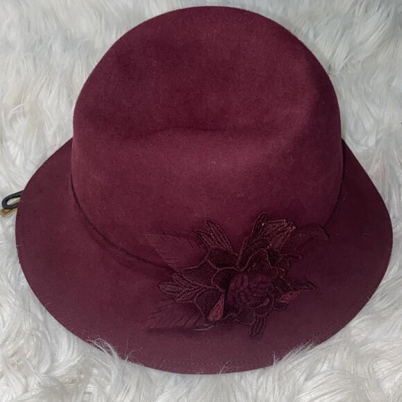 Women's wide brim hat by ADORA